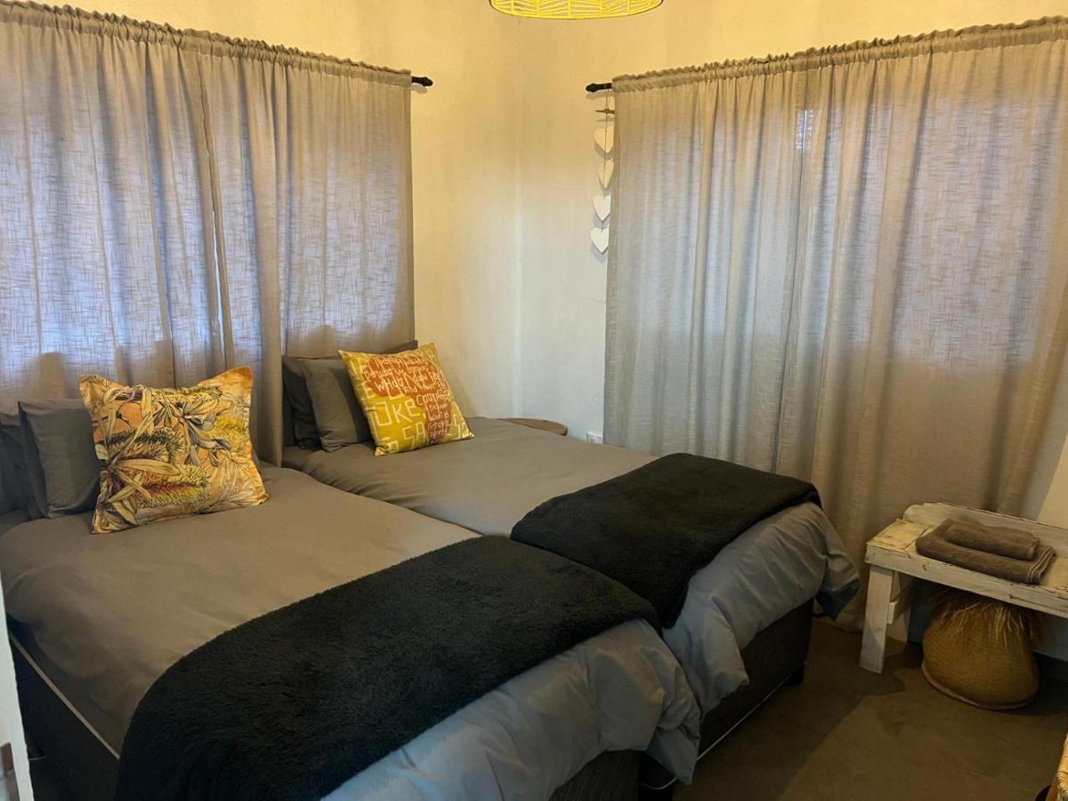 Linga Futhi Beach Cottages Port Saint Johnʼs Værelse billede